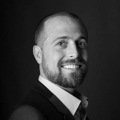 Старший парфюмер Jordi Fernández (Жорди Фернандес)