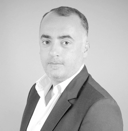 Парфюмер Benoist Lapouza (Бенуа Лапуза)