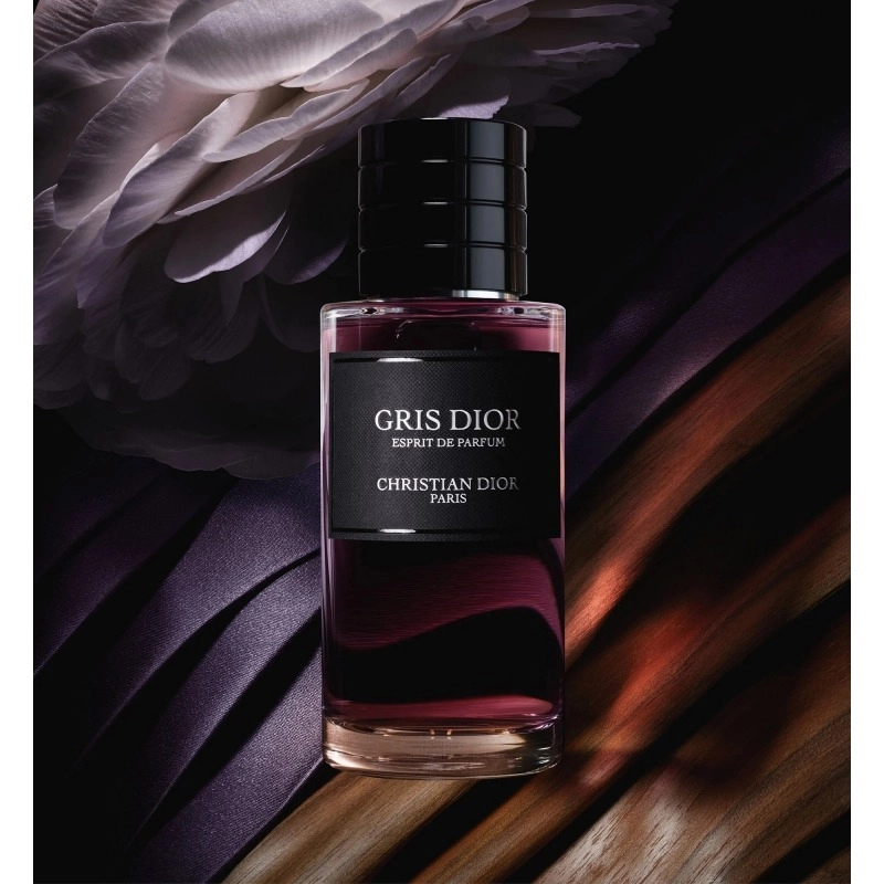 Фото Christian Dior Oud Ispahan Esprit De Parfum