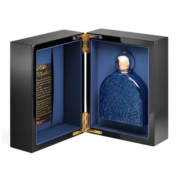 Фото M.Micallef Royal Blue