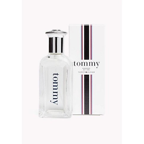Фото Tommy Hilfiger Tommy