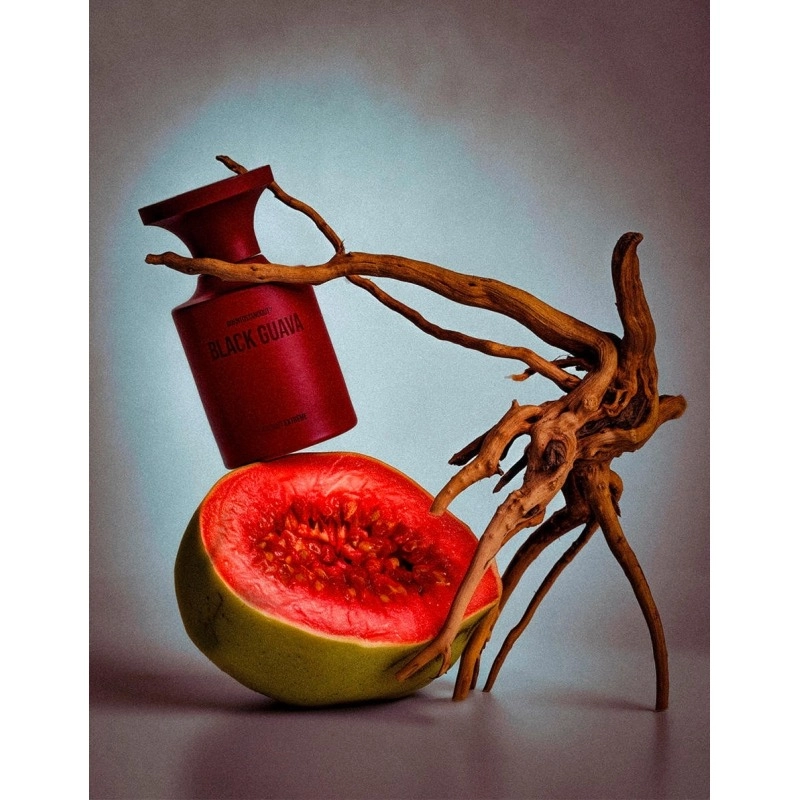 Фото BORNTOSTANDOUT Black Guava