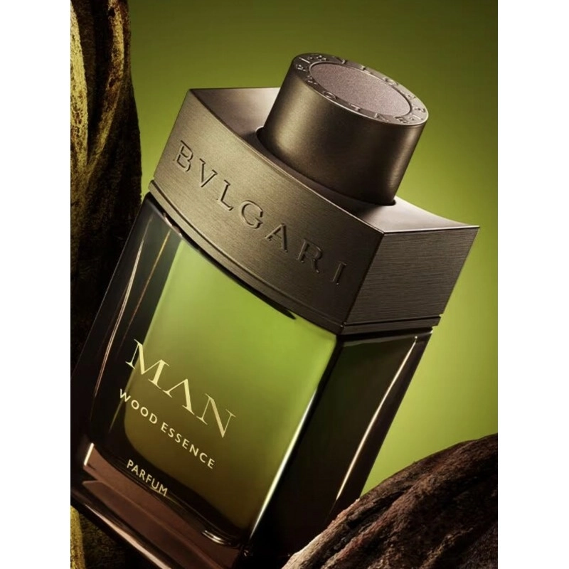 Фото Bvlgari Man Wood Essence Parfum
