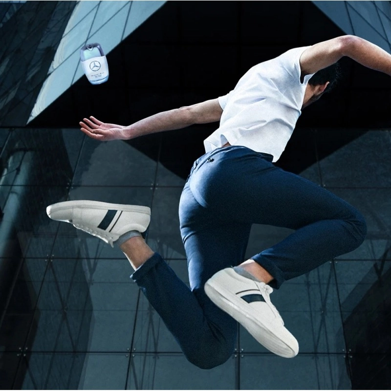Фото Mercedes-Benz The Move Express Yourself