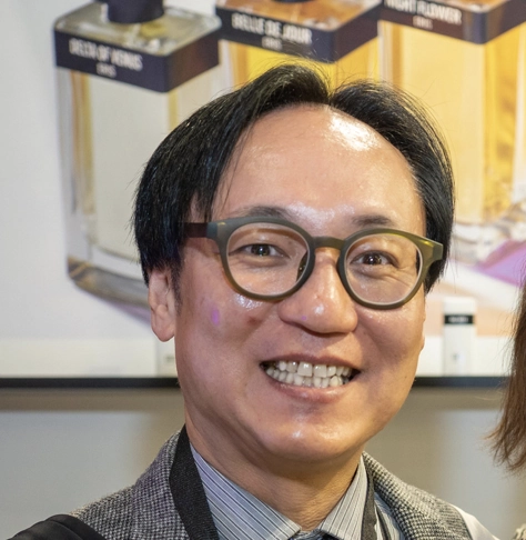 Парфюмер Tomoo Inaba (Томо Инаба)