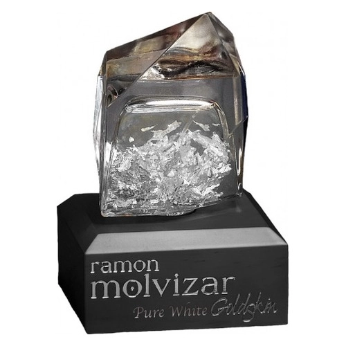 Фото Ramon Molvizar Pure White Goldskin