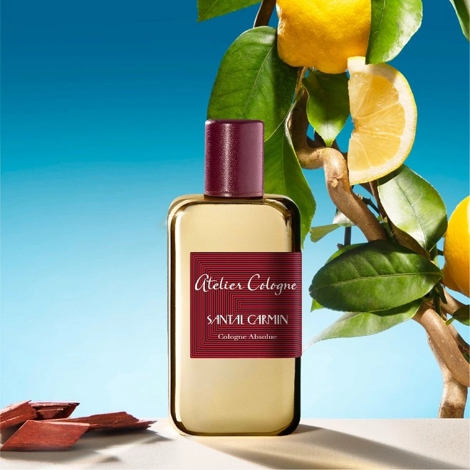 Фото Atelier Cologne Santal Carmin