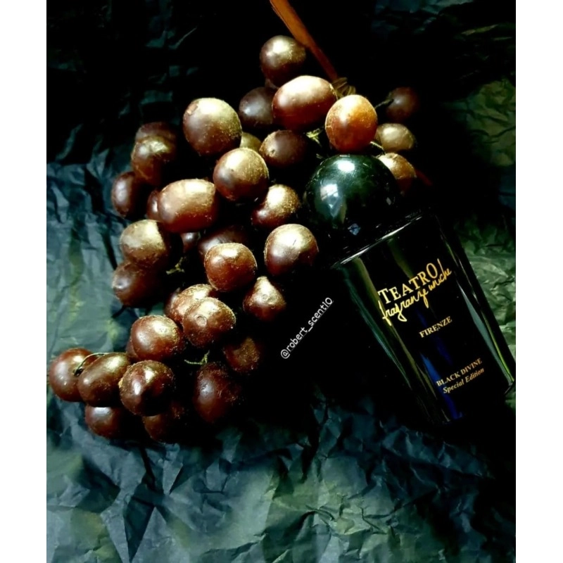 Фото Teatro Fragranze Uniche Black Divine
