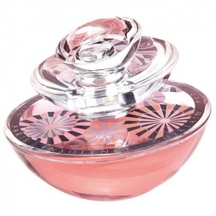 Фото Guerlain Insolence Blooming