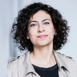 Парфюмер Nisrine Bouazzaoui Grillié (Нисрин Буаззауи Грилье)