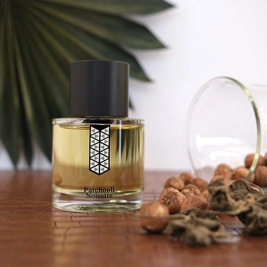 Фото Les Indémodables Patchouli Noisette
