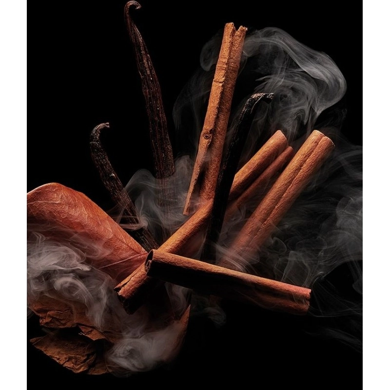 Фото By Kilian Smoking Hot