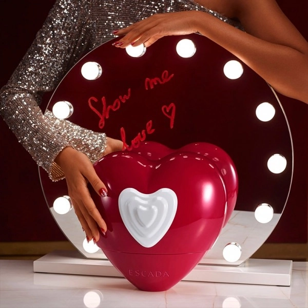 Фото Escada Show Me Love