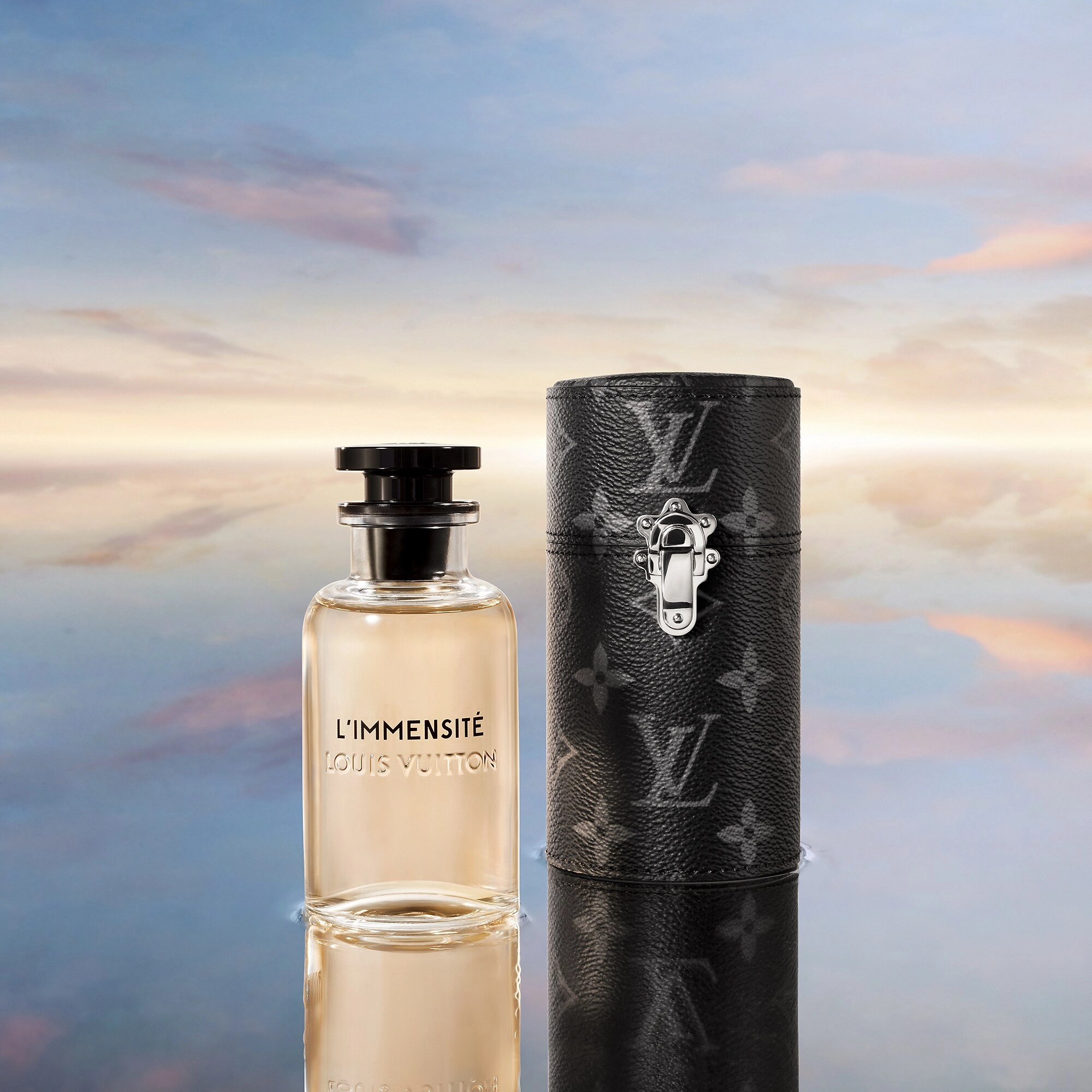 Фото Louis Vuitton L'Immensité