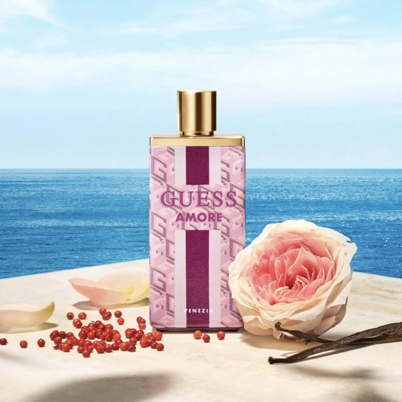 Фото GUESS Amore Venezia