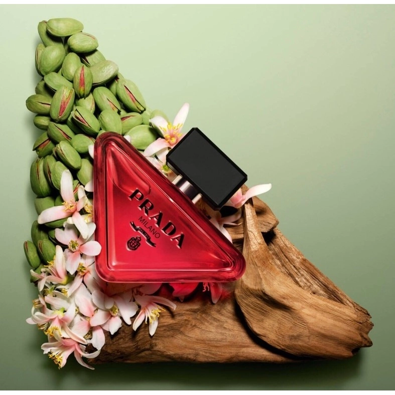 Фото Prada Paradoxe Radical Essence