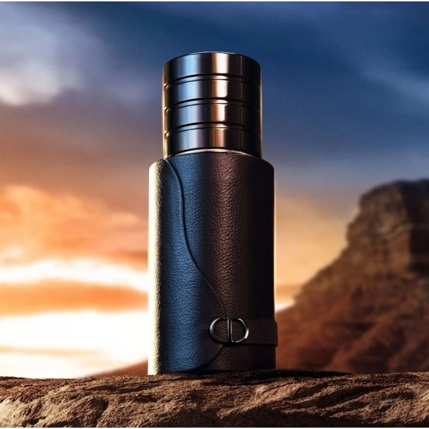Фото Christian Dior Sauvage Parfum Into The Wild
