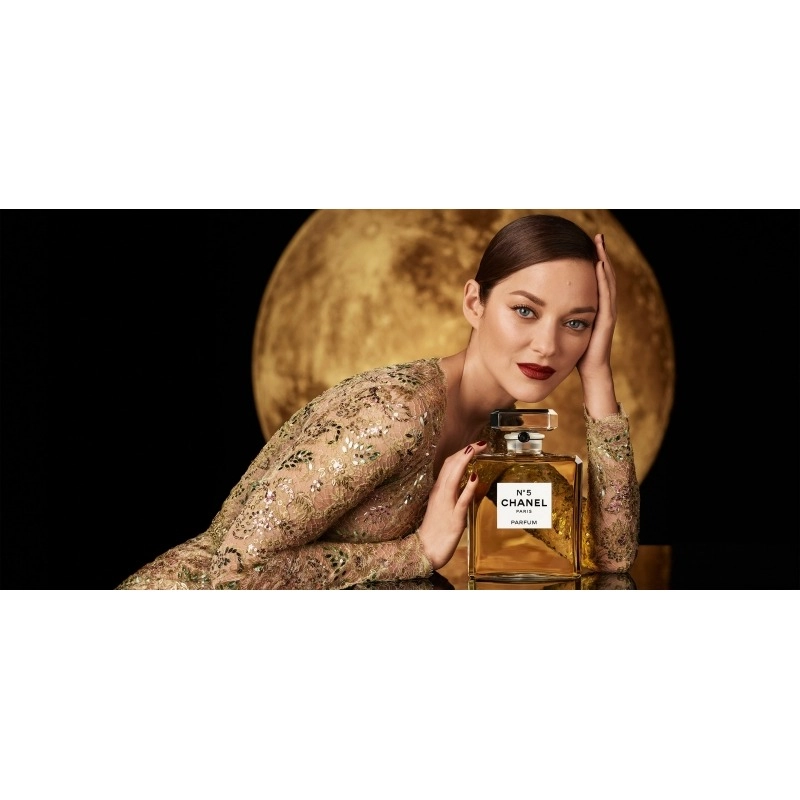 Фото Chanel N°5 Eau de Parfum 100th Anniversary – Ask For The Moon Limited Edition