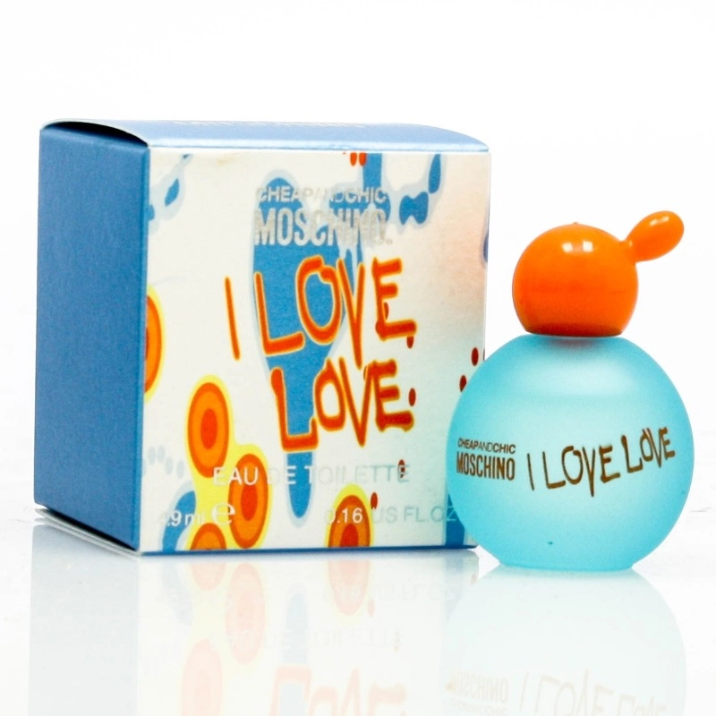 Фото Moschino Cheap & Chic I Love Love