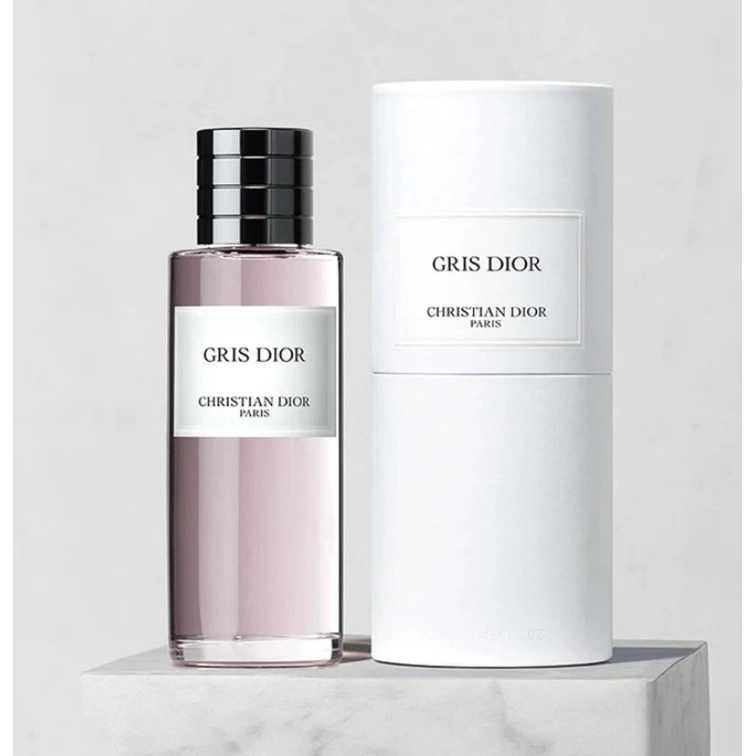 Фото Christian Dior Gris Dior