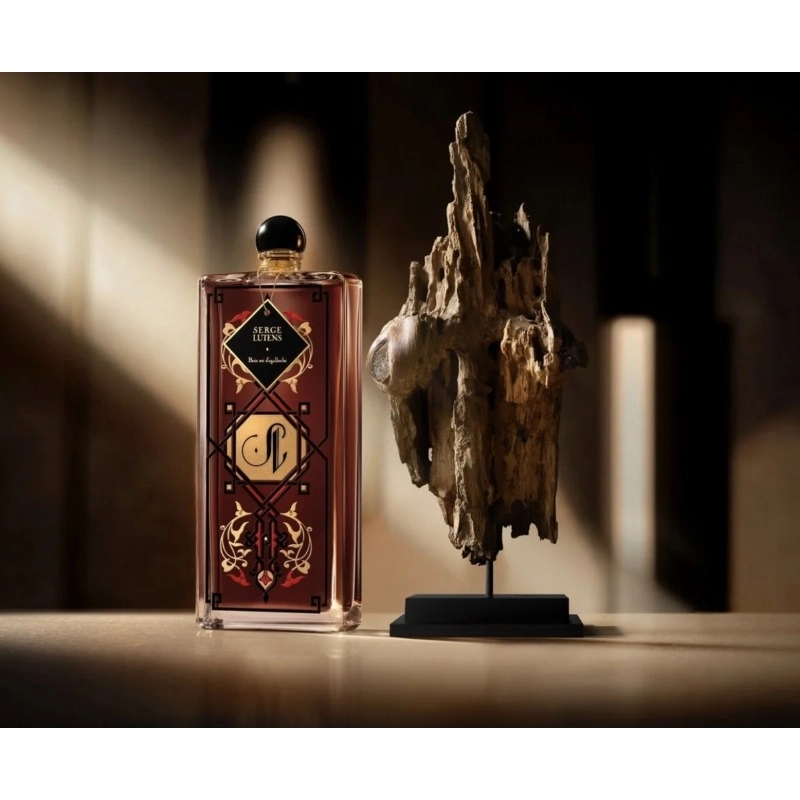 Фото Serge Lutens Bois roi d'agalloche