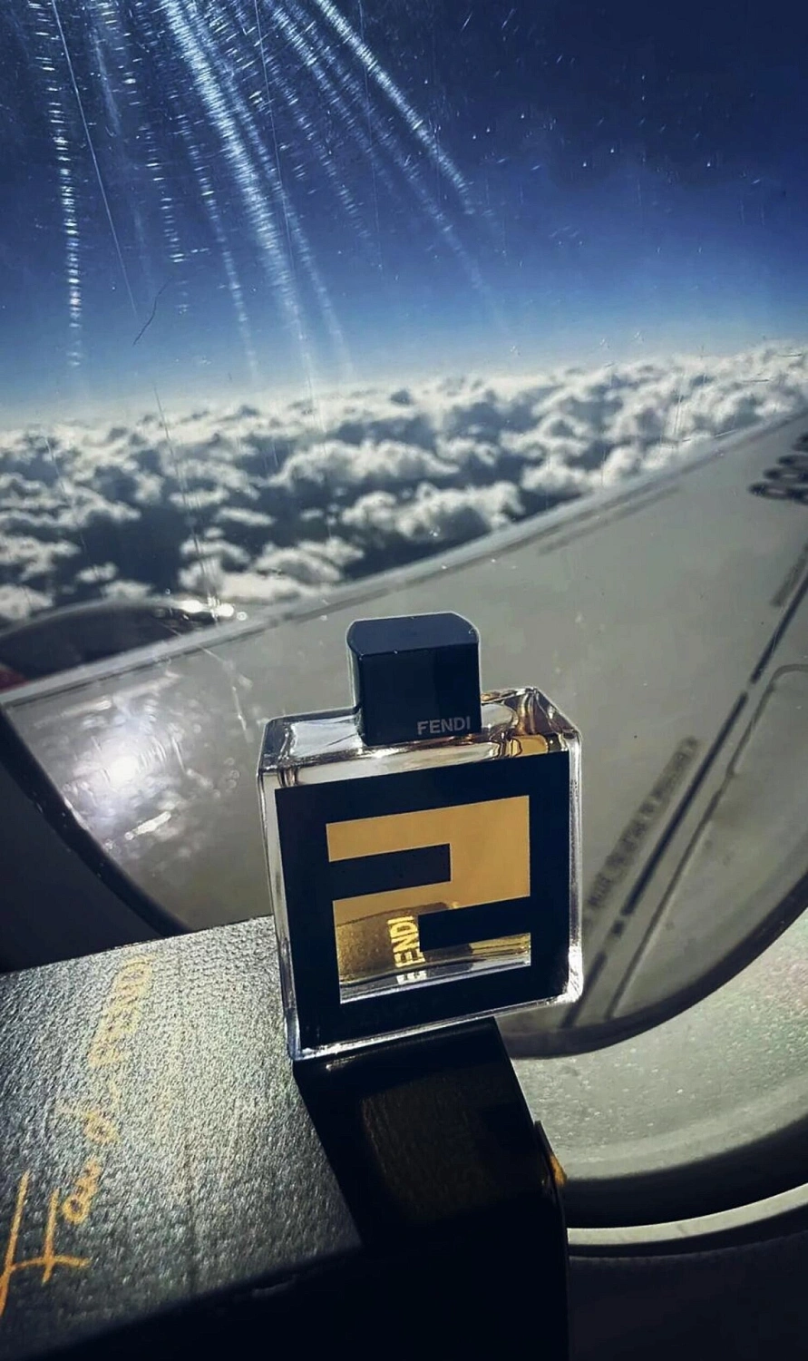 Fan di Fendi pour Homme