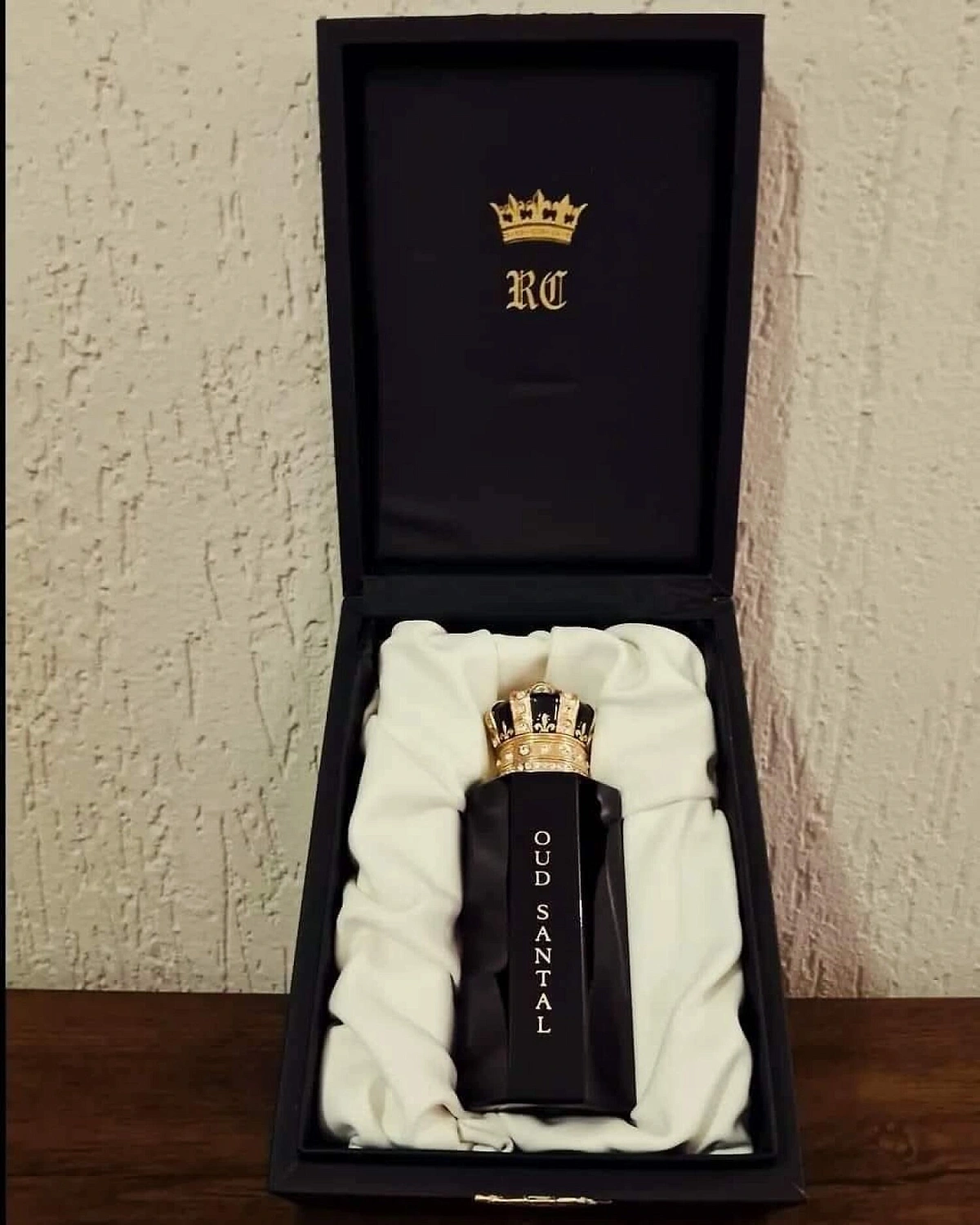 Royal Crown Oud Santal
