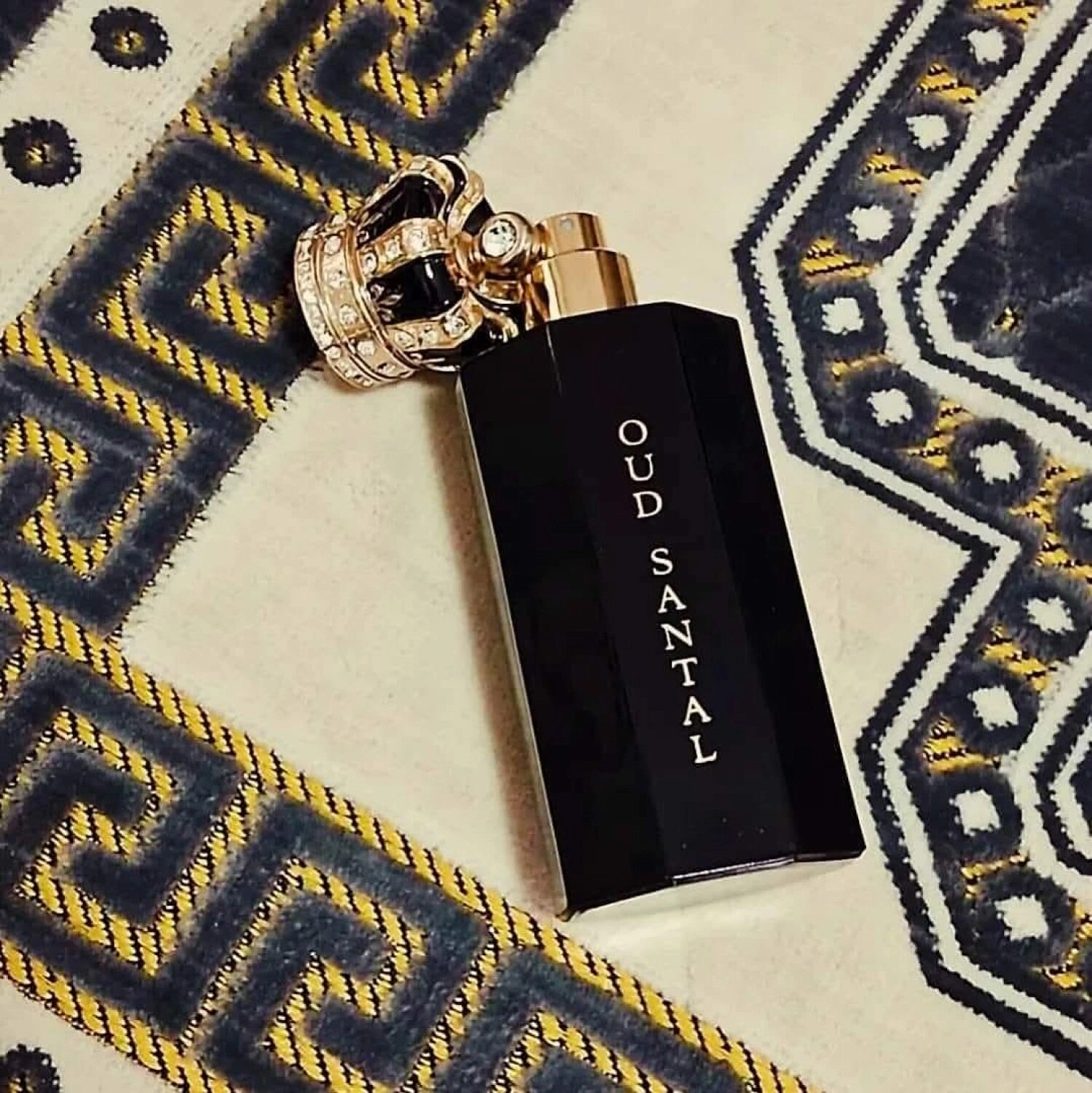 Royal Crown Oud Santal