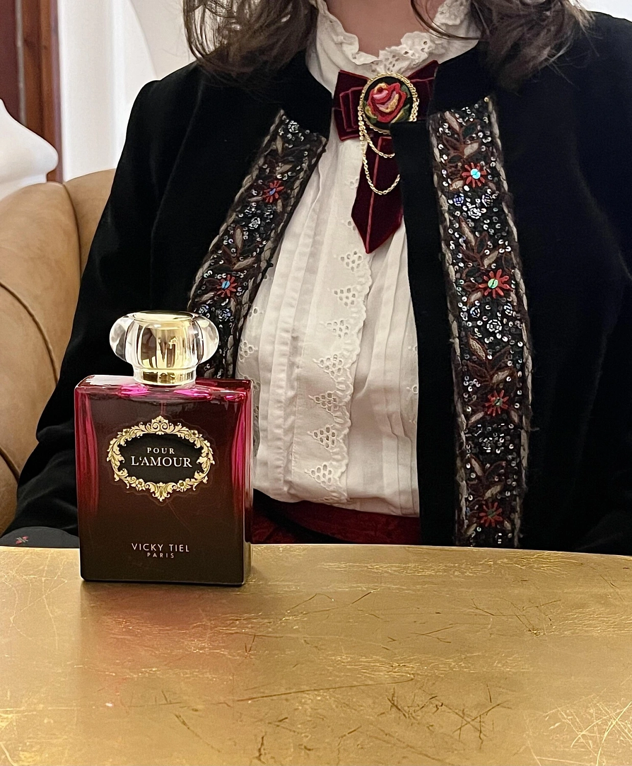 Vicky Tiel Pour L'Amour