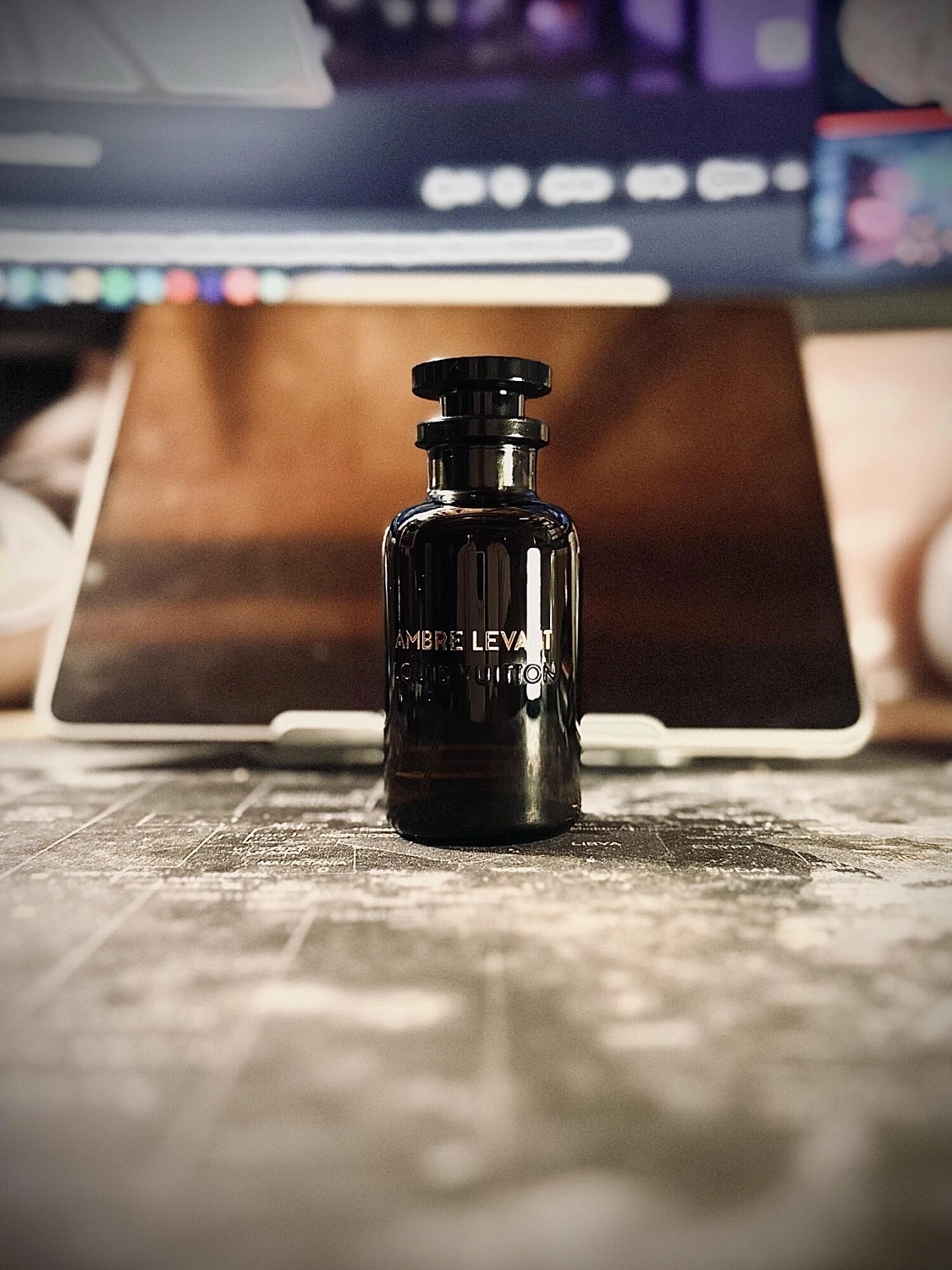 Louis Vuitton Ambre Levant