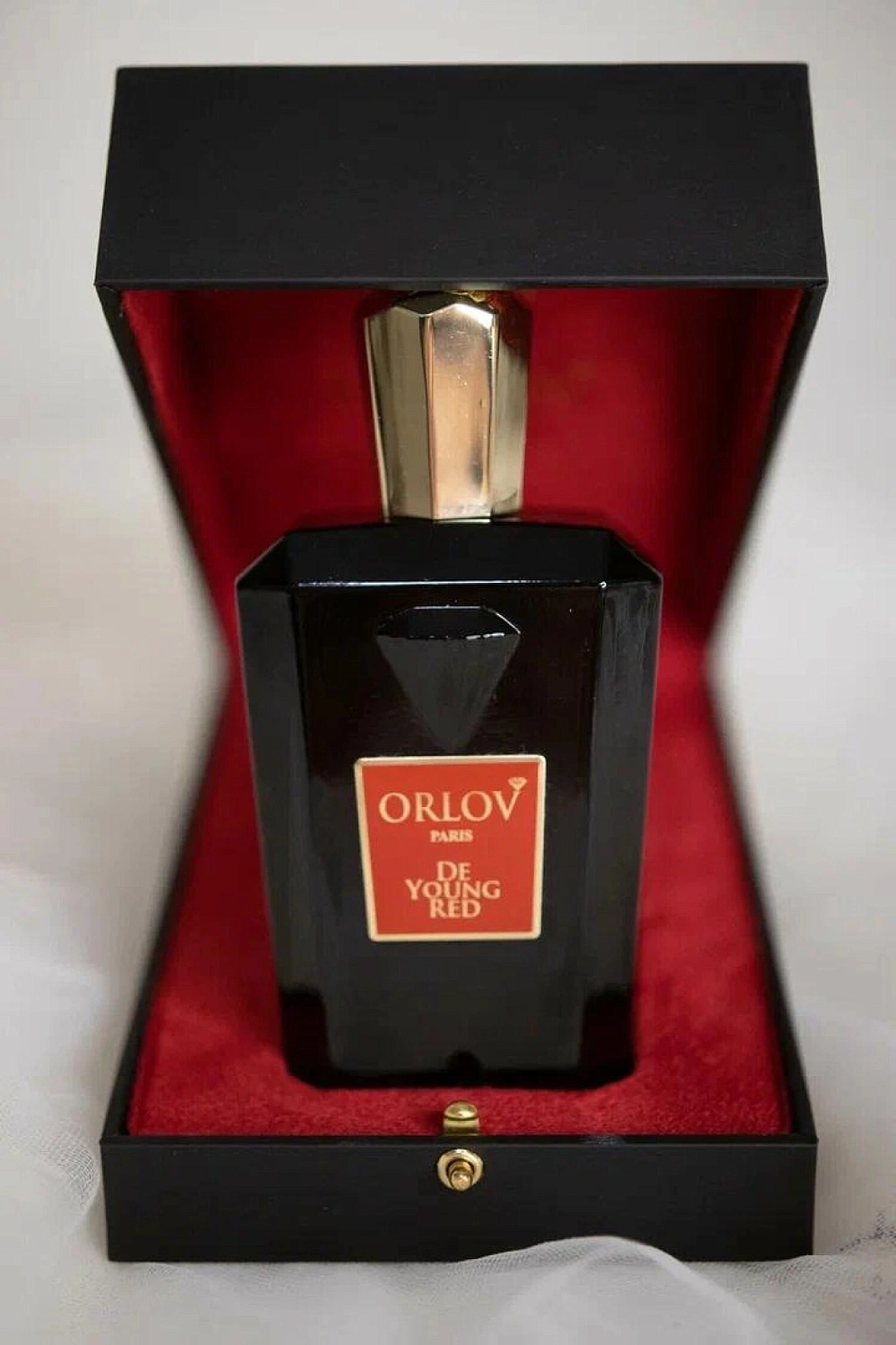 Orlov Paris De Young Red