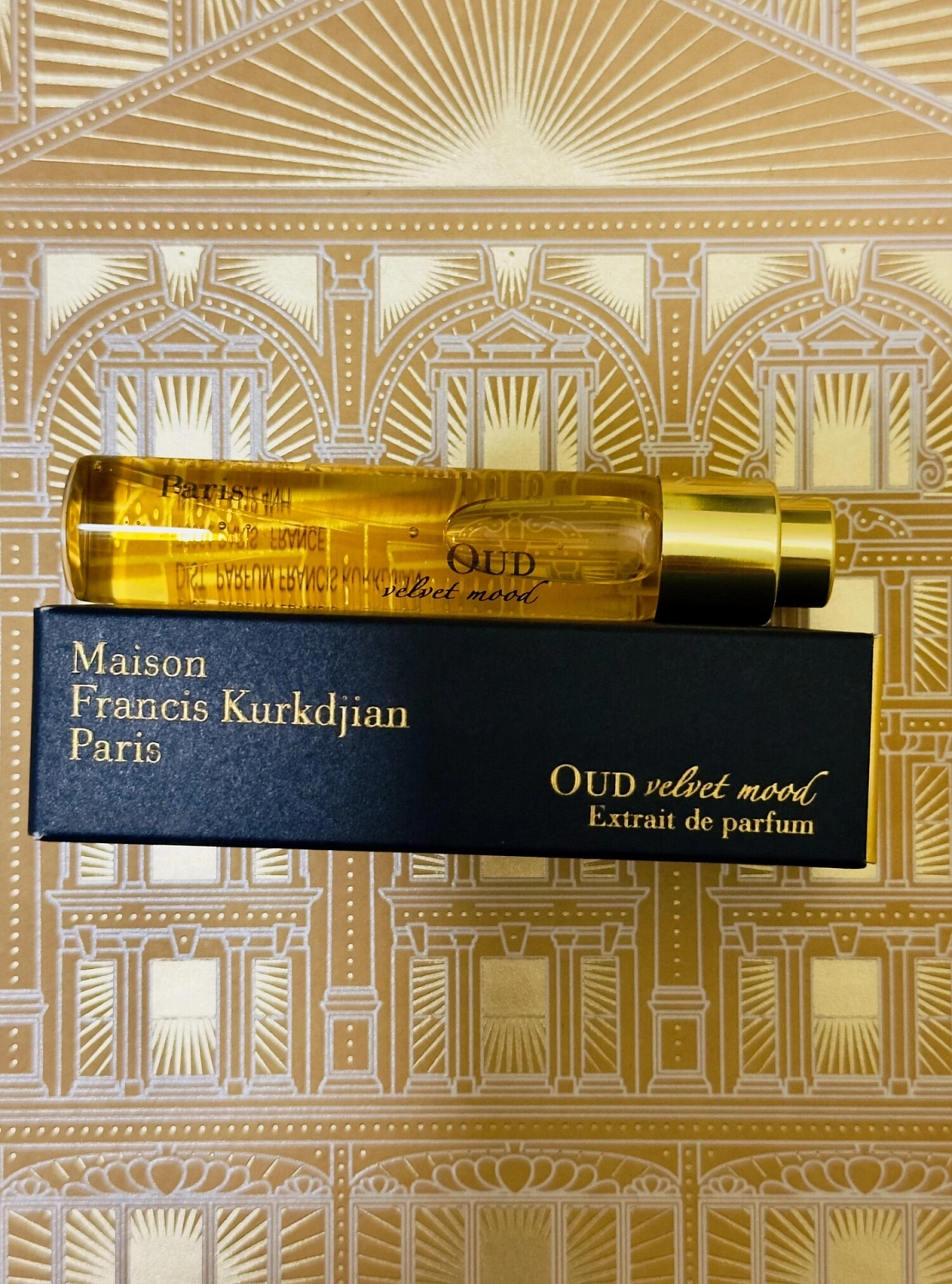 Maison Francis Kurkdjian Oud Satin Mood Extrait de parfum